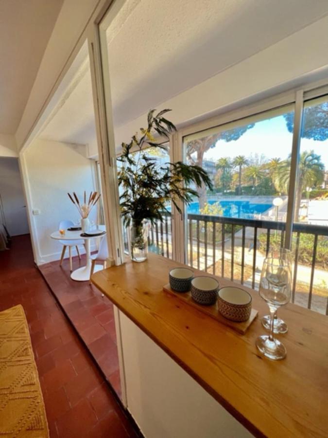 35M With Pool For Couple In Saint Tropez Daire Dış mekan fotoğraf